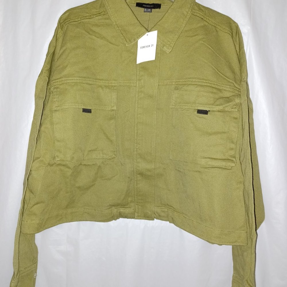 FOREVER 21 CASUAL CROP JEAN STYLE ZIP UP JACKET 100% COTTON